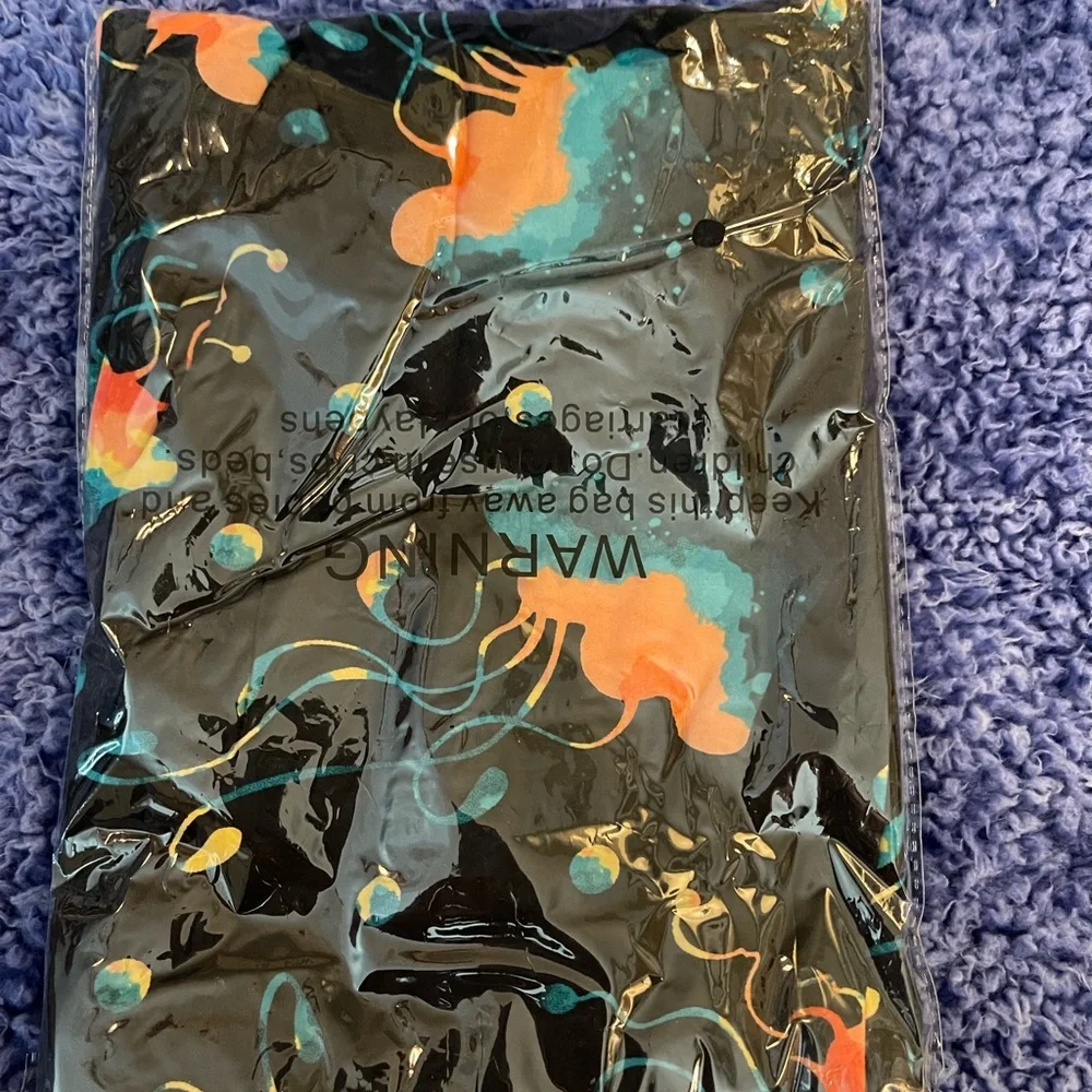NWT in Bag buttery soft TC leggings - Picture 2 of 16